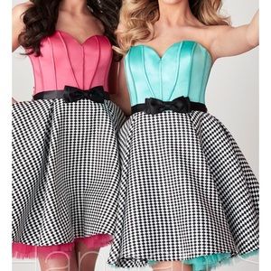 House of Wu Hannah Blue Checkered Mini Dress 🦋